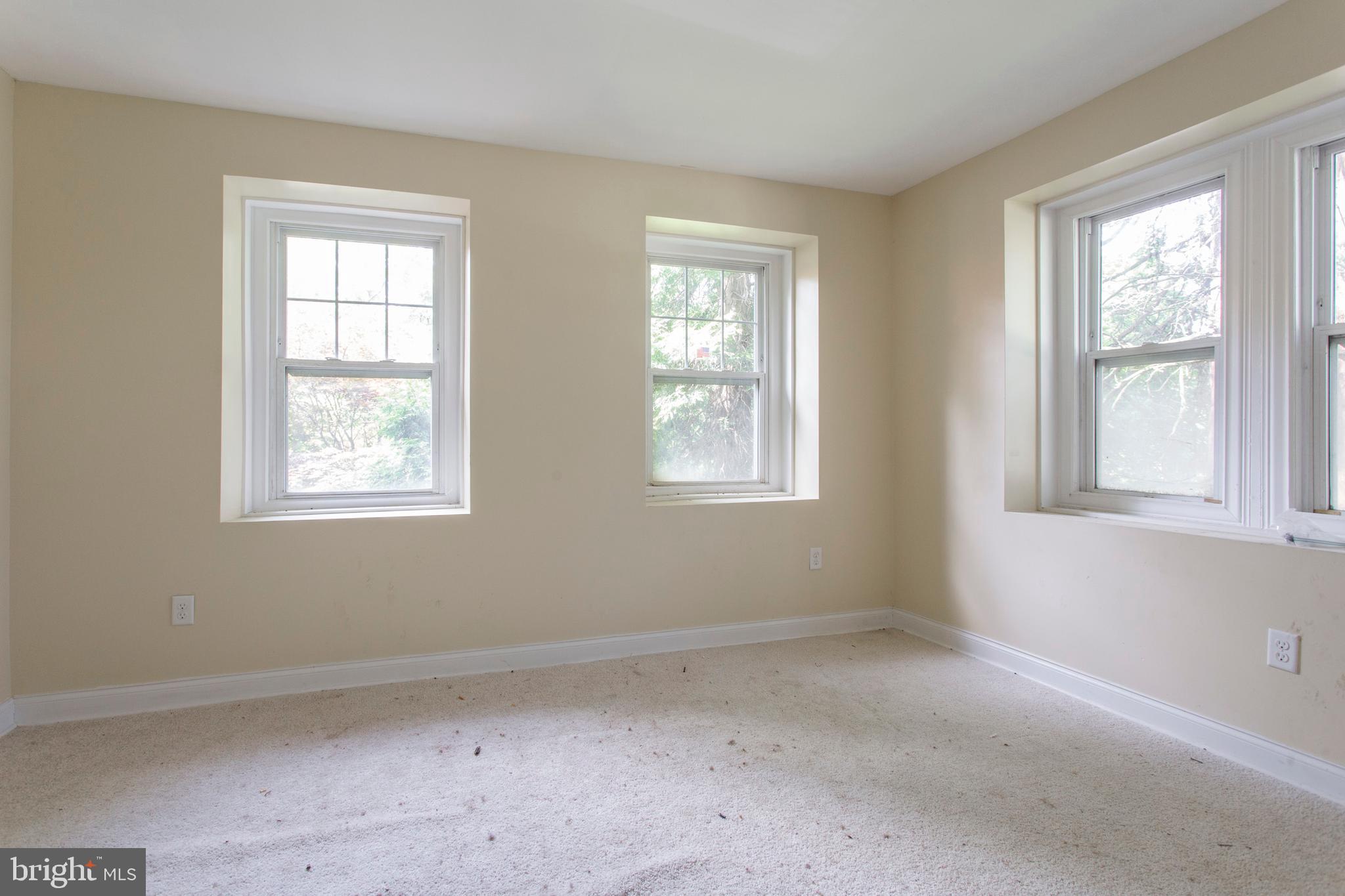 5200 Overbrook Avenue Philadelphia, PA 19131 - Photo 26 of 37 a view of an empty room with a window