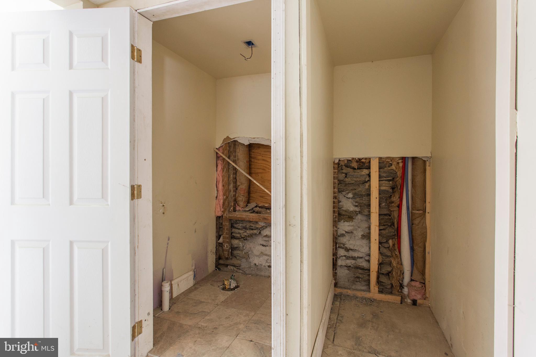 5200 Overbrook Avenue Philadelphia, PA 19131 - Photo 7 of 37 a view of walk in closet with clothes