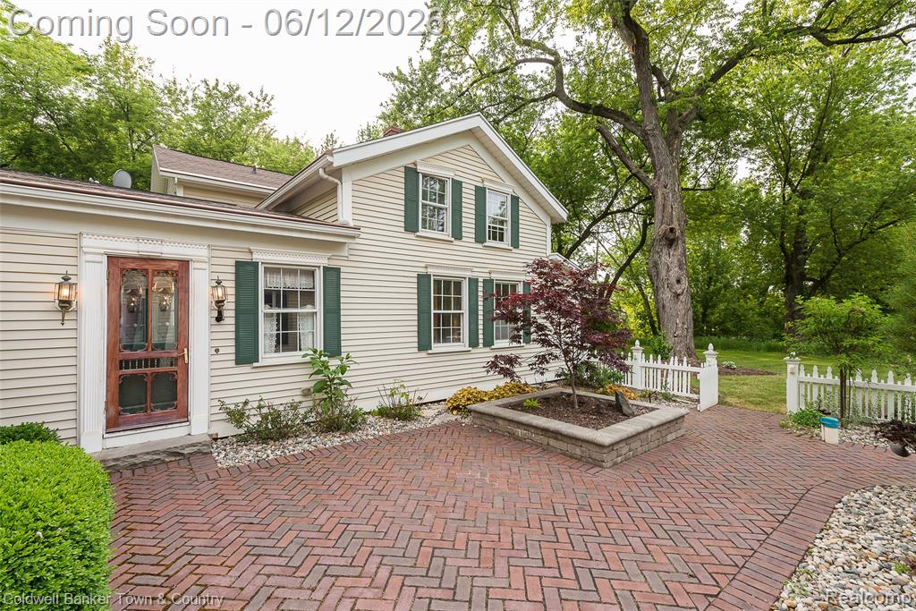10196 Faussett Road Fenton, MI 48430 - Photo 8 of 75