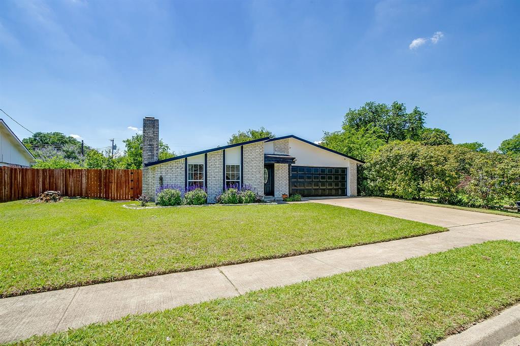 3113 Spring Grove Drive Bedford, TX 76021 - Photo 4 of 33