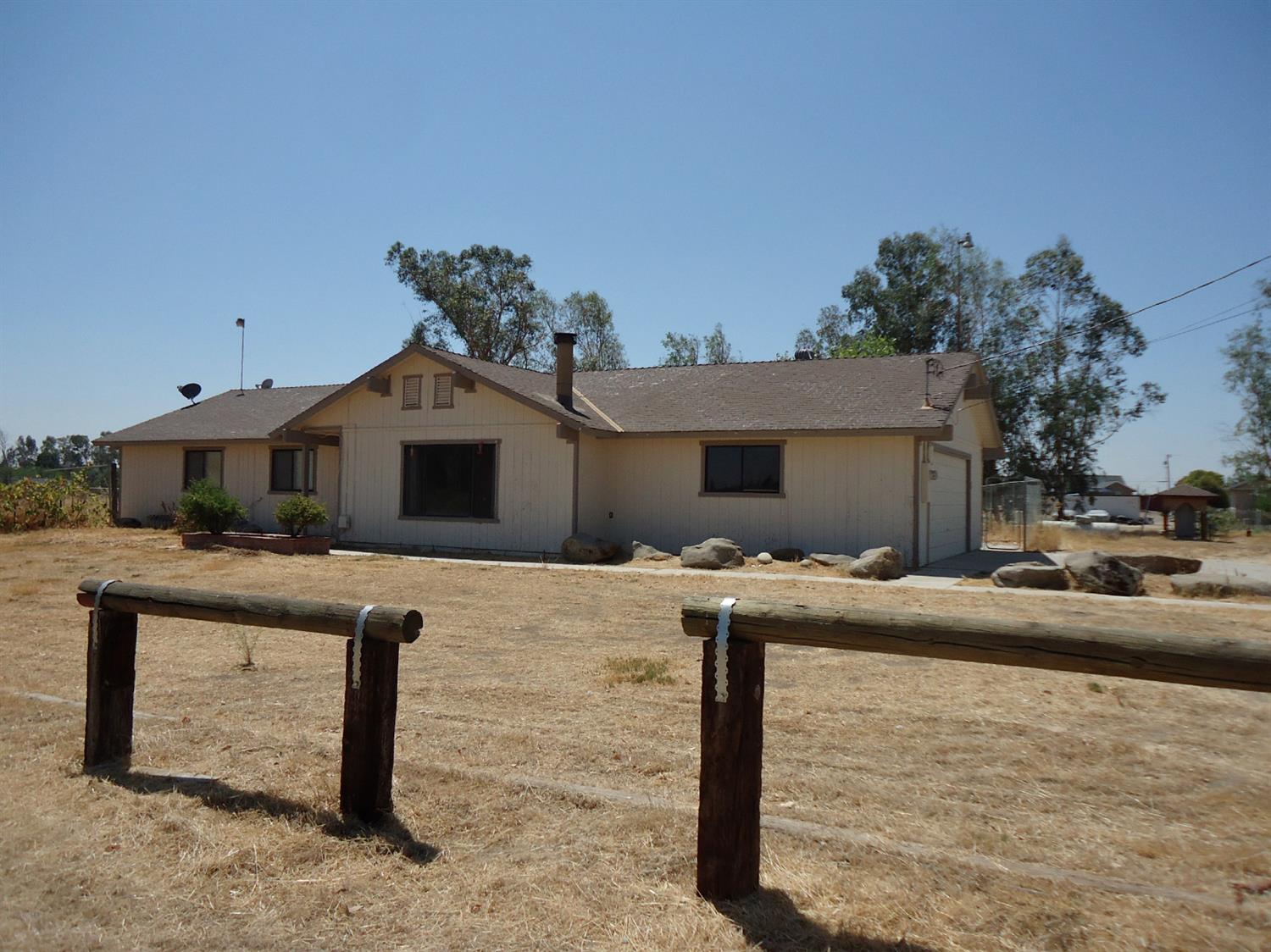 16388 Monreal Road Madera, CA 93636 - Photo 1 of 10 Gallery Image 1