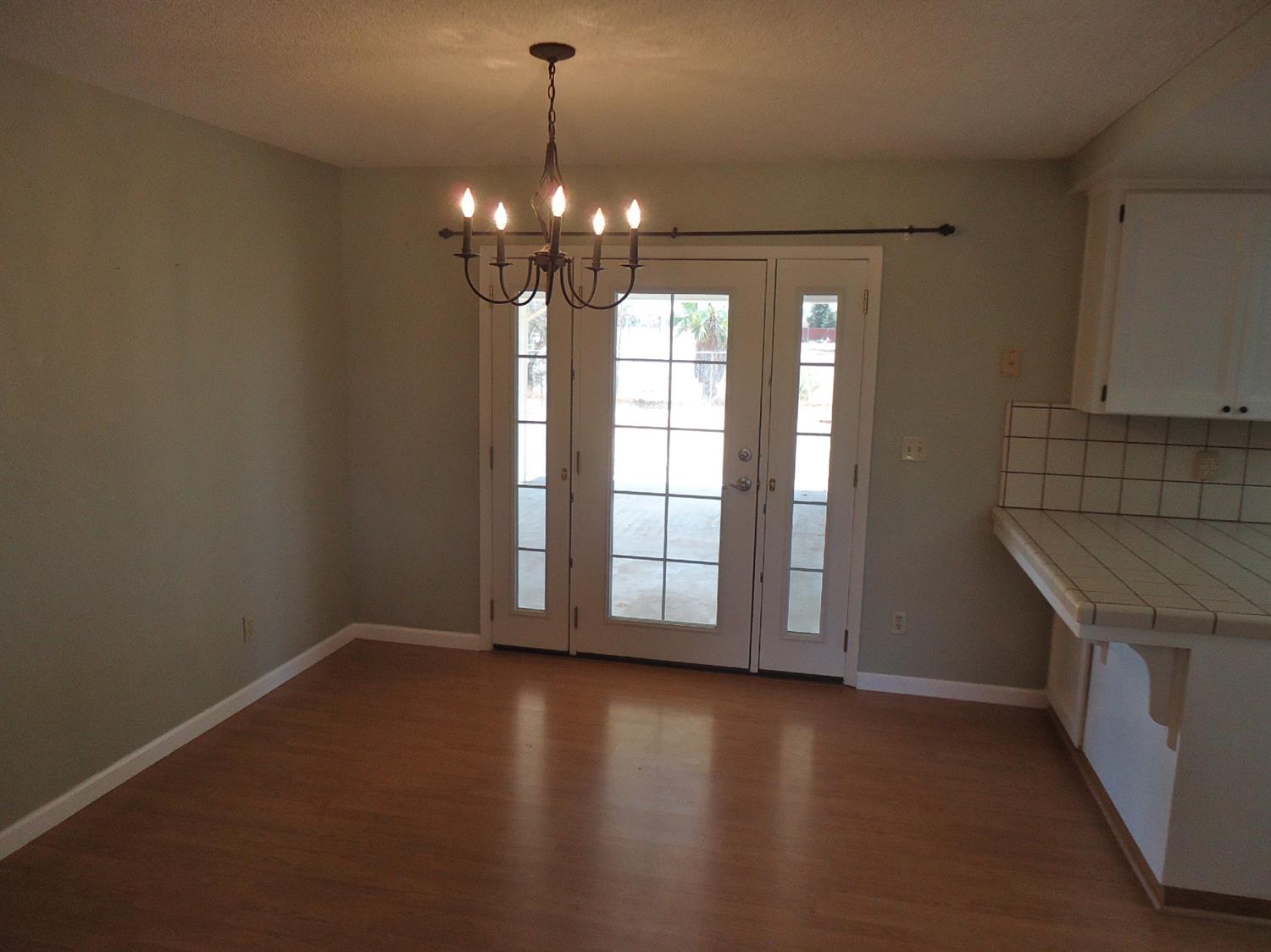 16388 Monreal Road Madera, CA 93636 - Photo 4 of 10 Gallery Image 4