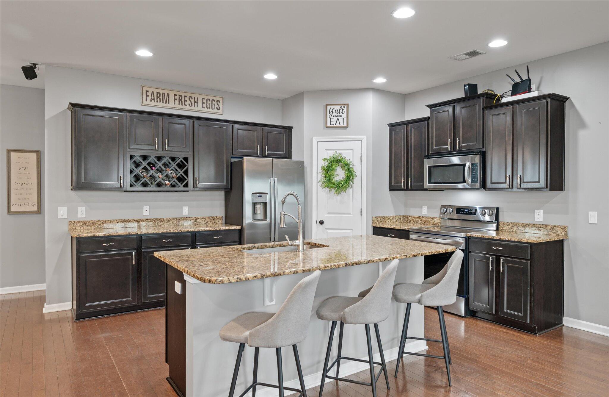 362 Iveson Road Summerville, SC 29486 - Photo 16 of 97 Gourmet Eat-In Kitchen + New Appliances