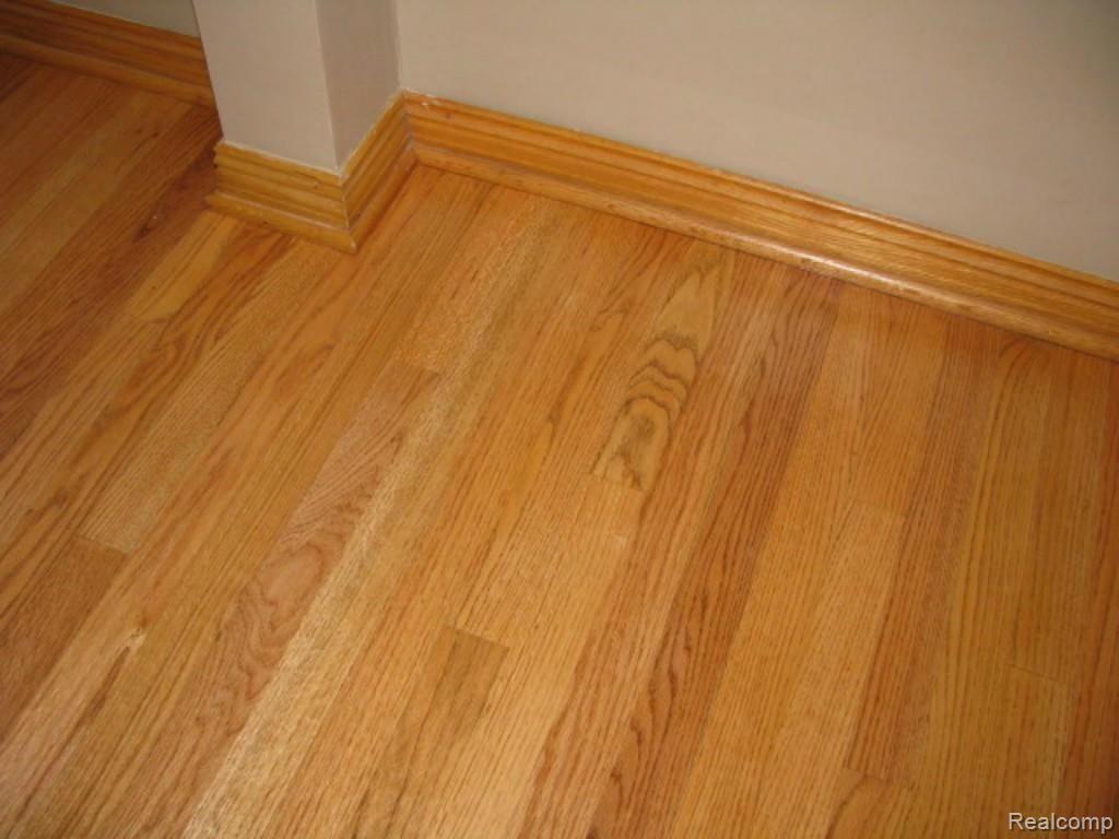 2660 31 Mile Road Washington, MI 48095 - Photo 7 of 50 wood flooring