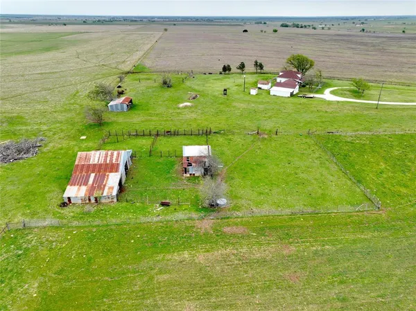 $1,145,400 | 875 County Road 218, Gatesville, TX 76528