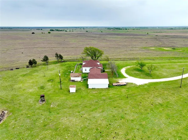 $1,145,400 | 875 County Road 218, Gatesville, TX 76528