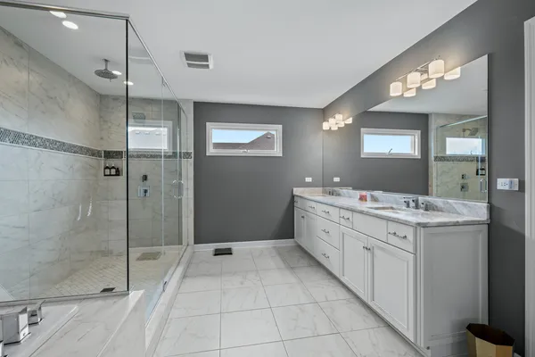 $750,000 | 13112 Wildwood Place, Plainfield, IL 60585