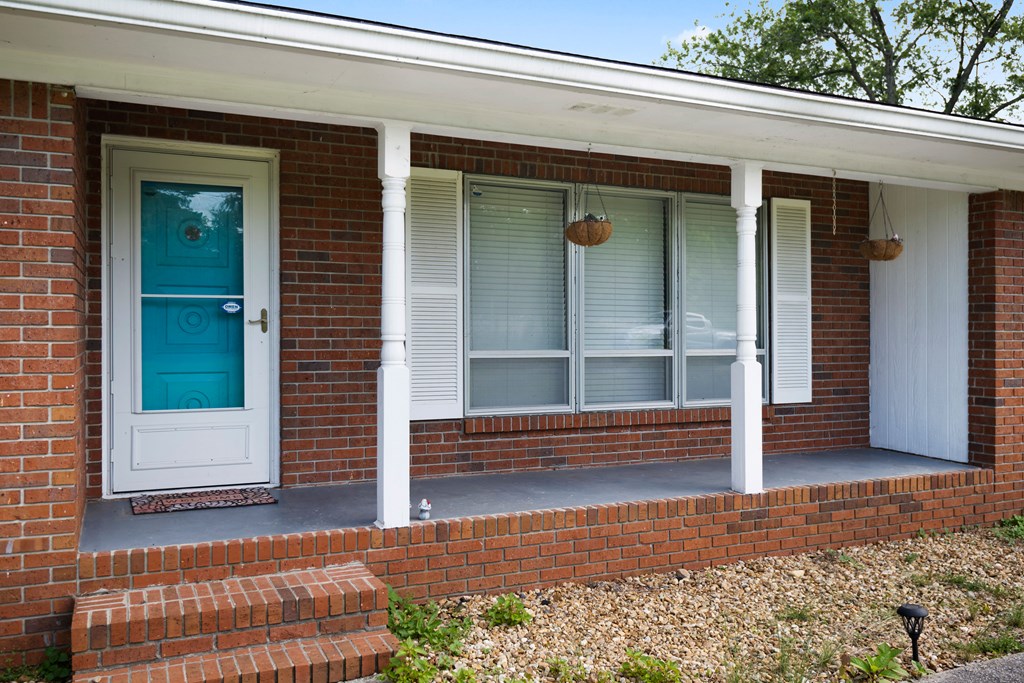 701 West Nance Springs Road Southwest Dalton, GA 30721 - Photo 8 of 29 Gallery Image 8