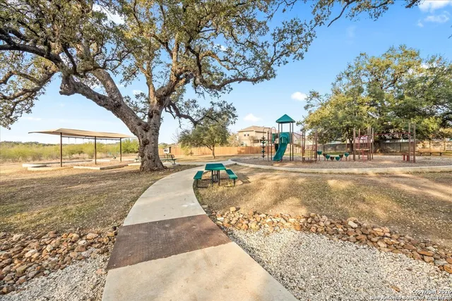 a view of outdoor space