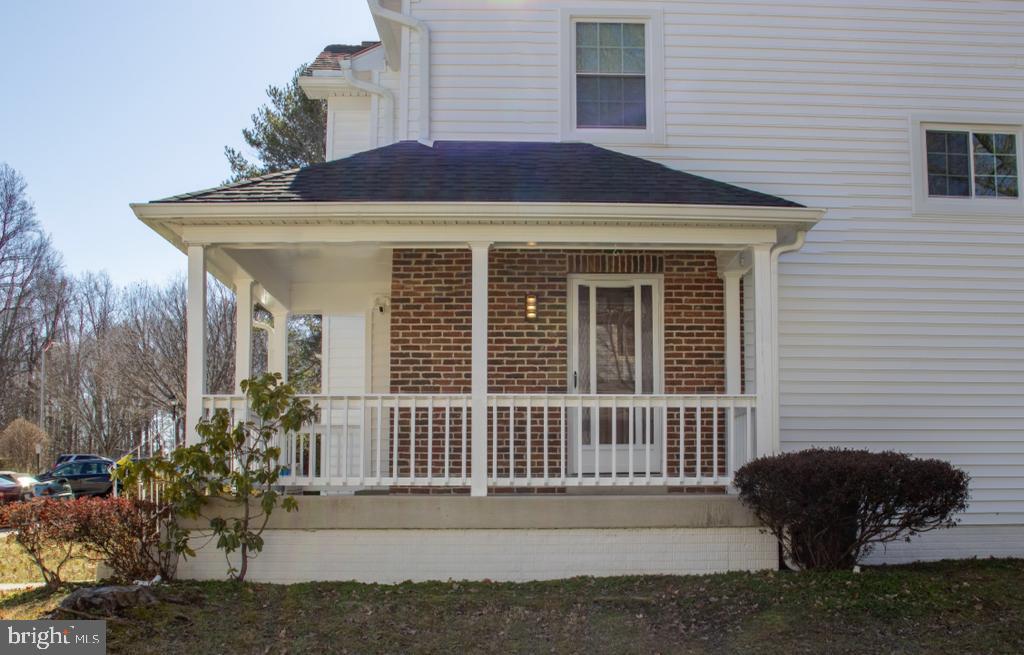 8511 Rheims Court Upper Marlboro, MD 20772 - Photo 2 of 24 Front Porch