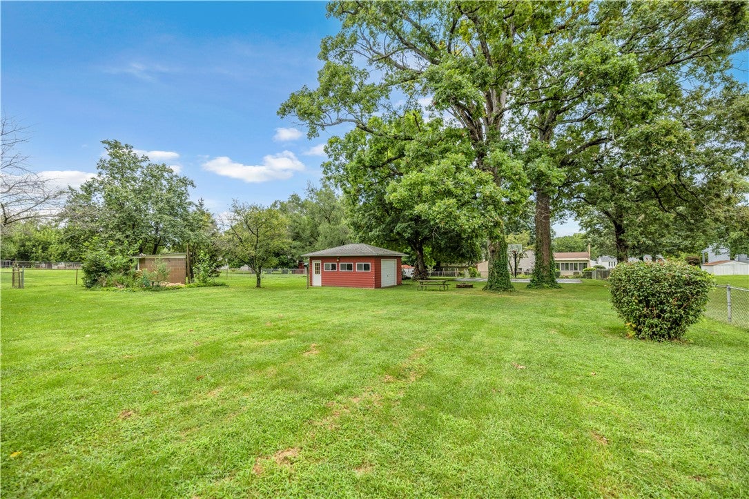 1350 West Rock Springs Road Decatur, IL 62521 - Photo 31 of 33 Gallery Image 31