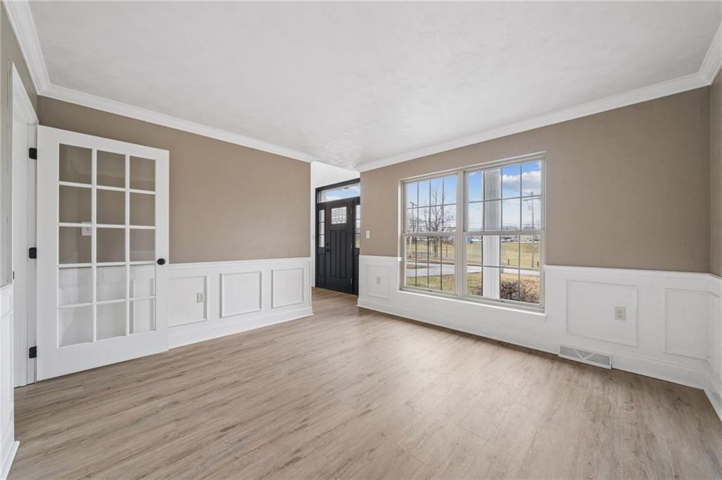 458 Wendel Road Irwin, PA 15642 - Photo 17 of 45