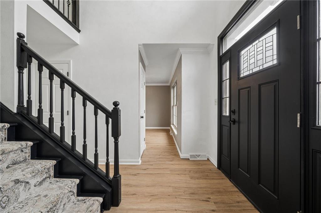 458 Wendel Road Irwin, PA 15642 - Photo 4 of 45