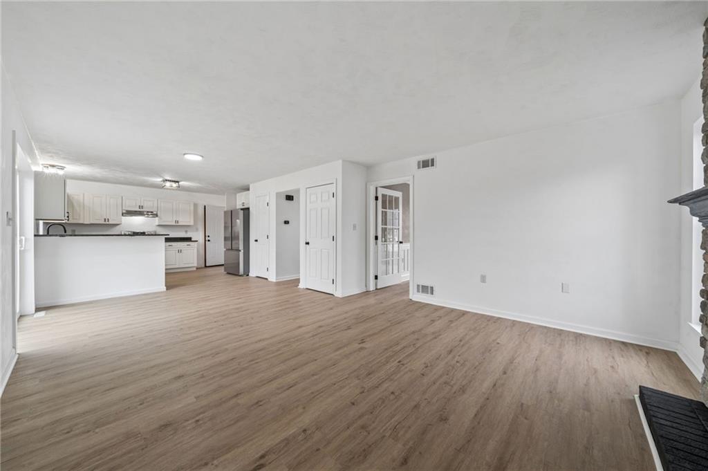 458 Wendel Road Irwin, PA 15642 - Photo 8 of 45