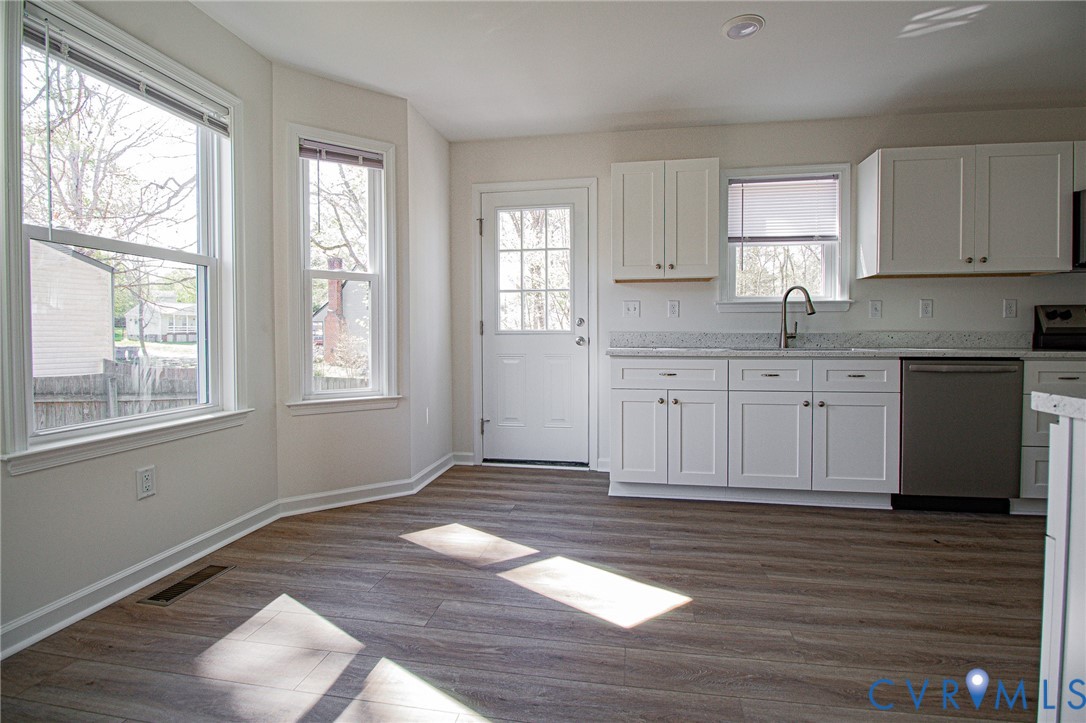 11019 Blossomwood Road Chesterfield, VA 23832 - Photo 15 of 38