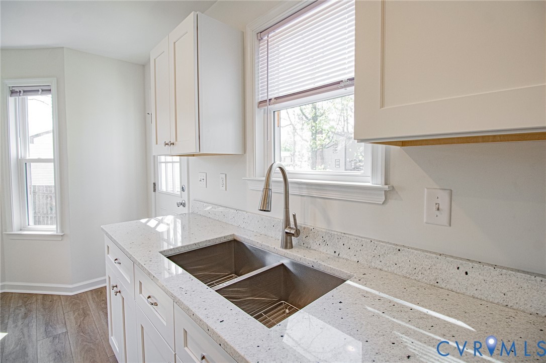 11019 Blossomwood Road Chesterfield, VA 23832 - Photo 17 of 38