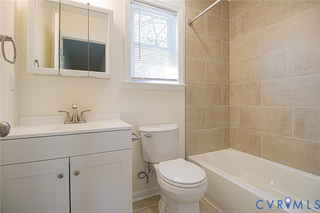 11019 Blossomwood Road Chesterfield, VA 23832 - Photo 30 of 38