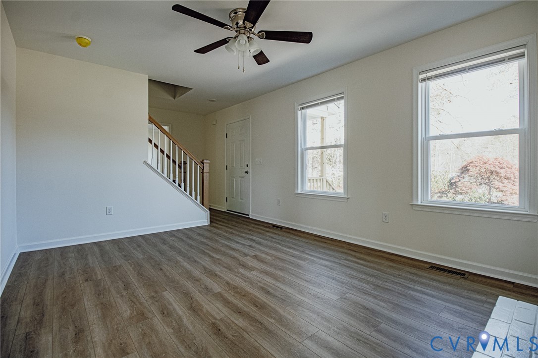 11019 Blossomwood Road Chesterfield, VA 23832 - Photo 5 of 38