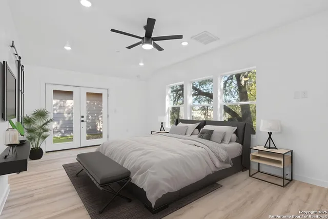 $2,400 | 106 Bank, Unit 103, San Antonio, TX 78204