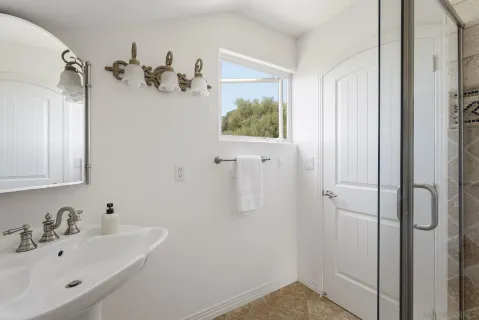 $1,099,900 | 931 Sol Vista Glen, Escondido, CA 92025