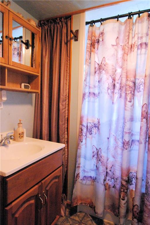 501 Nine Eighty Road McDonald, PA 15057 - Photo 13 of 17 Gallery Image 13