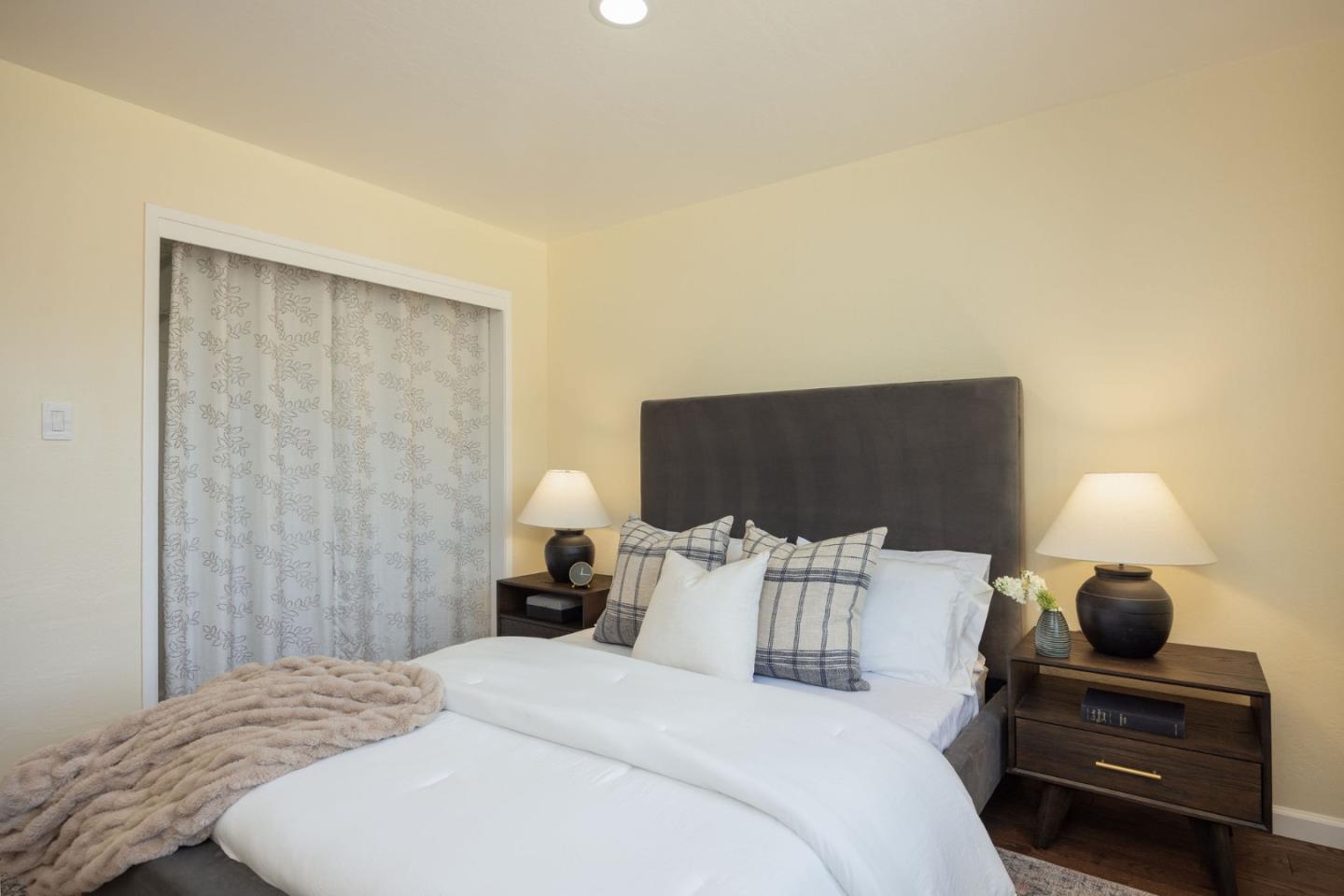 121 Arbor Lane Moss Beach, CA 94038 - Photo 15 of 37