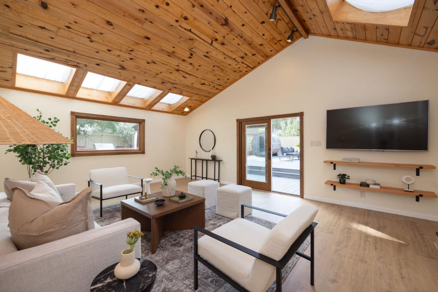 121 Arbor Lane Moss Beach, CA 94038 - Photo 6 of 37