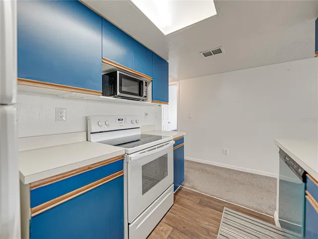 $209,950 | 2729 North Poinciana Boulevard, Unit 125, Kissimmee, FL 34746