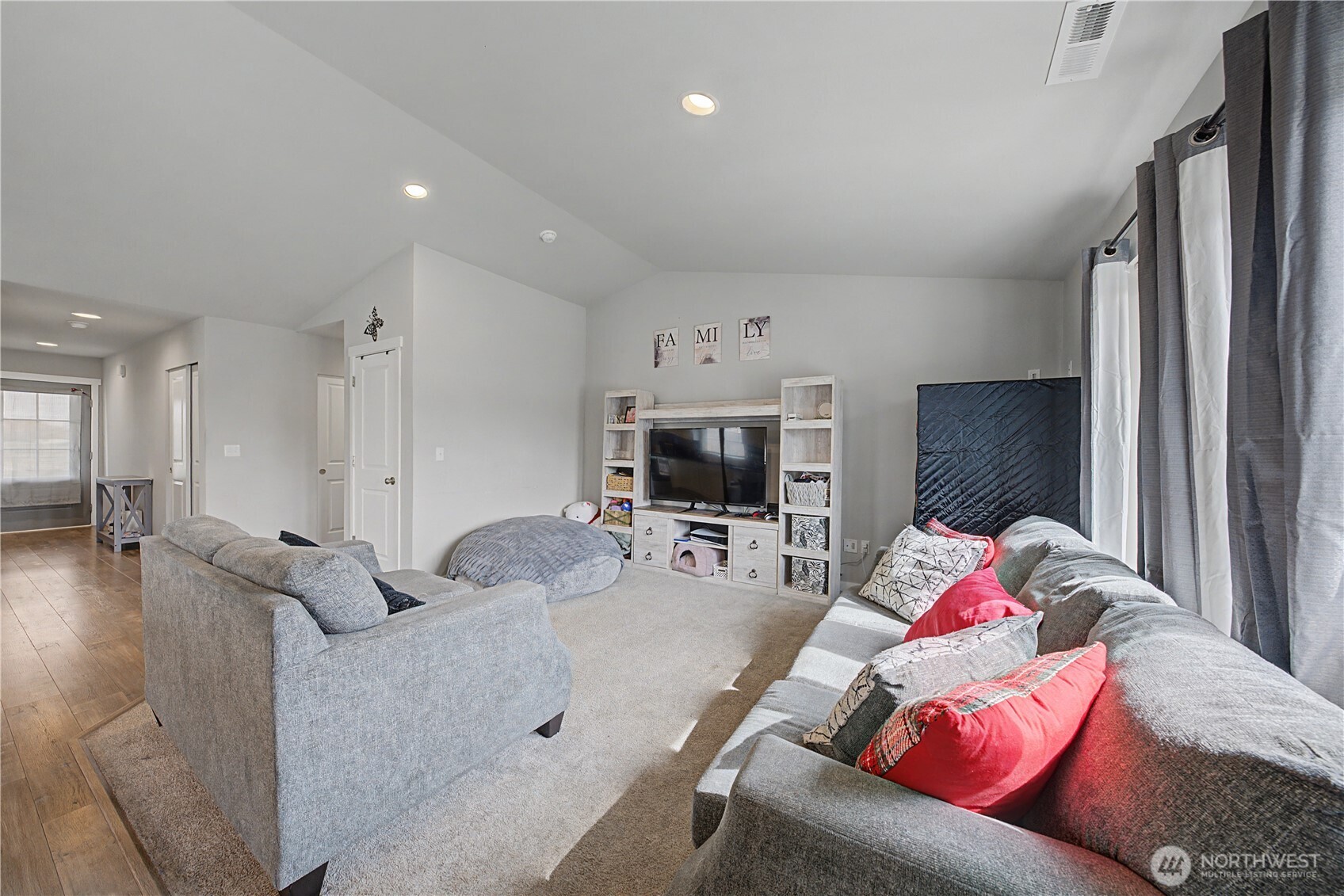 24 Parkside Loop Southeast Ephrata, WA 98823 - Photo 13 of 39