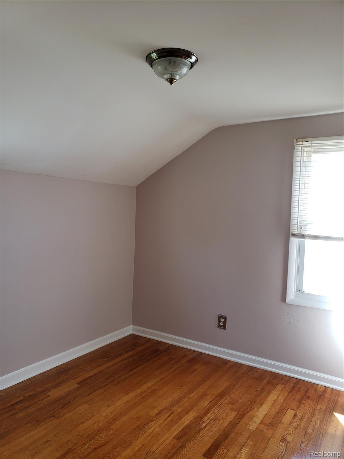 22094 Rausch Avenue Eastpointe, MI 48021 - Photo 19 of 28 20200812_122605.jpg