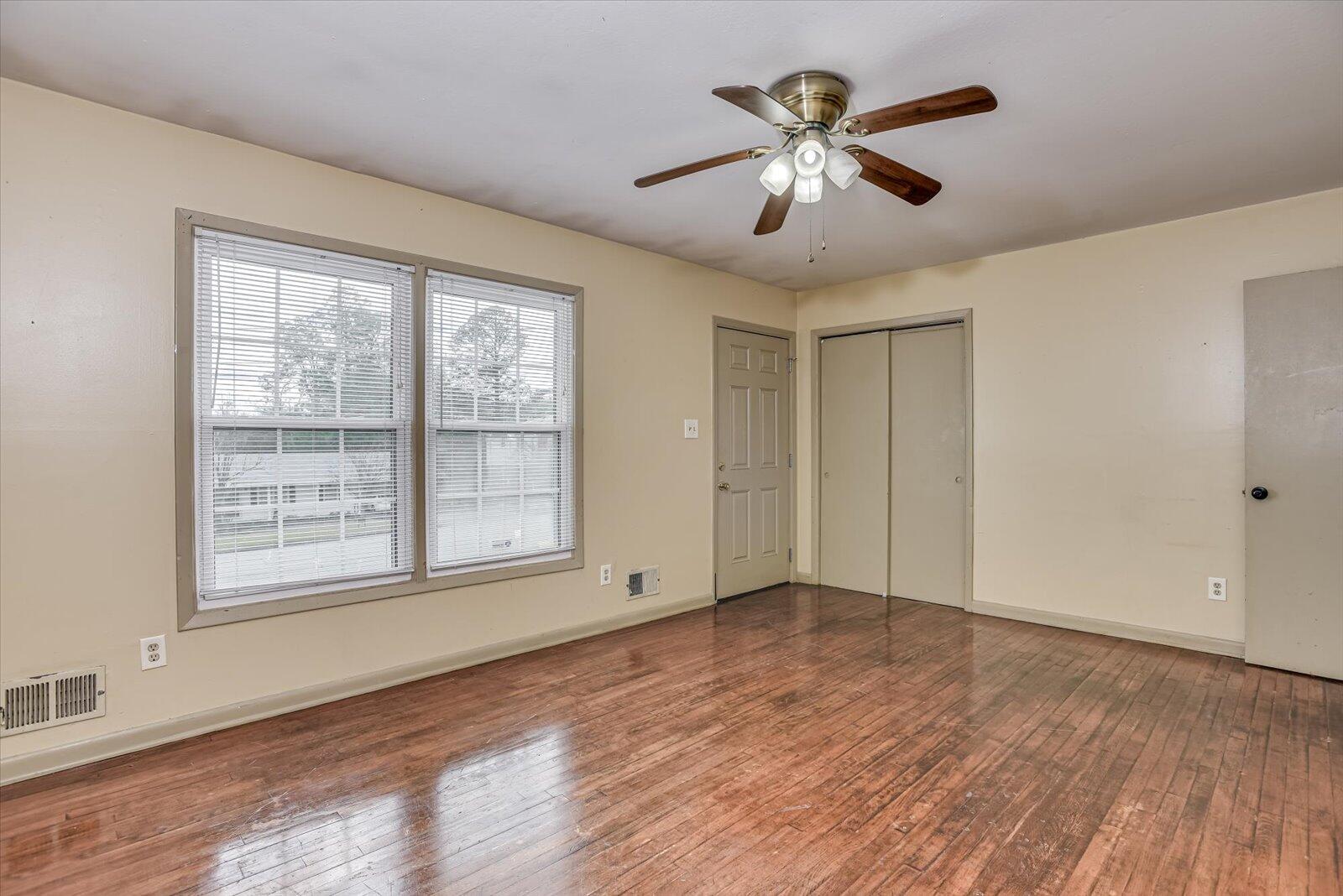 2060 Hillsinger Road Augusta, GA 30904 - Photo 3 of 24 06-106