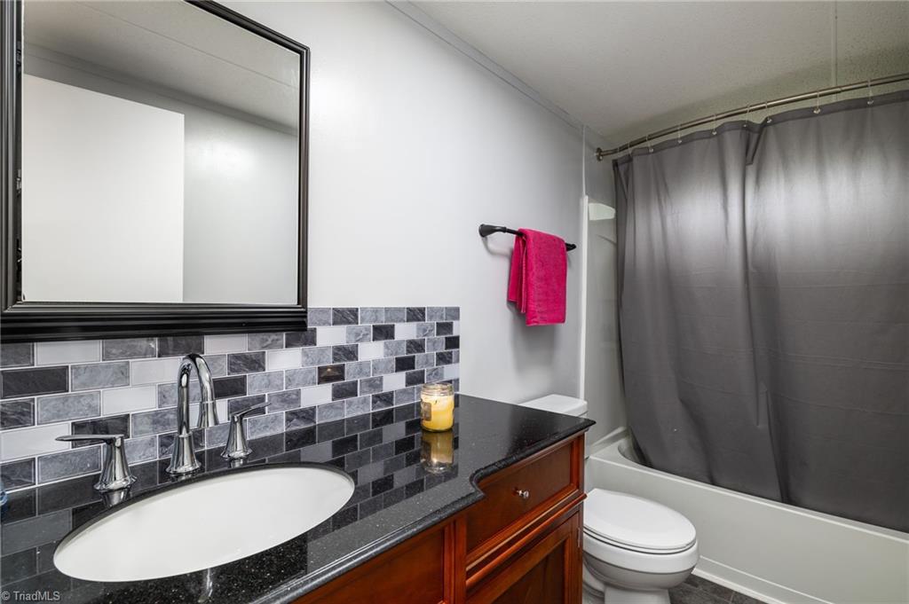 105 Chanda Lane Madison, NC 27025 - Photo 17 of 28