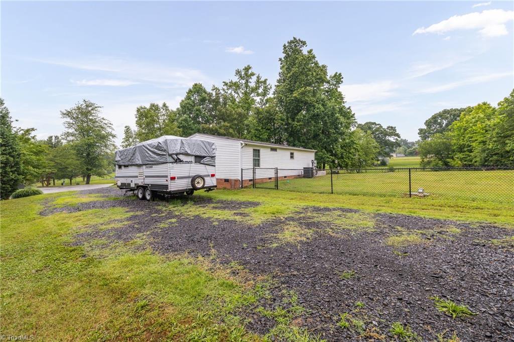 105 Chanda Lane Madison, NC 27025 - Photo 26 of 28
