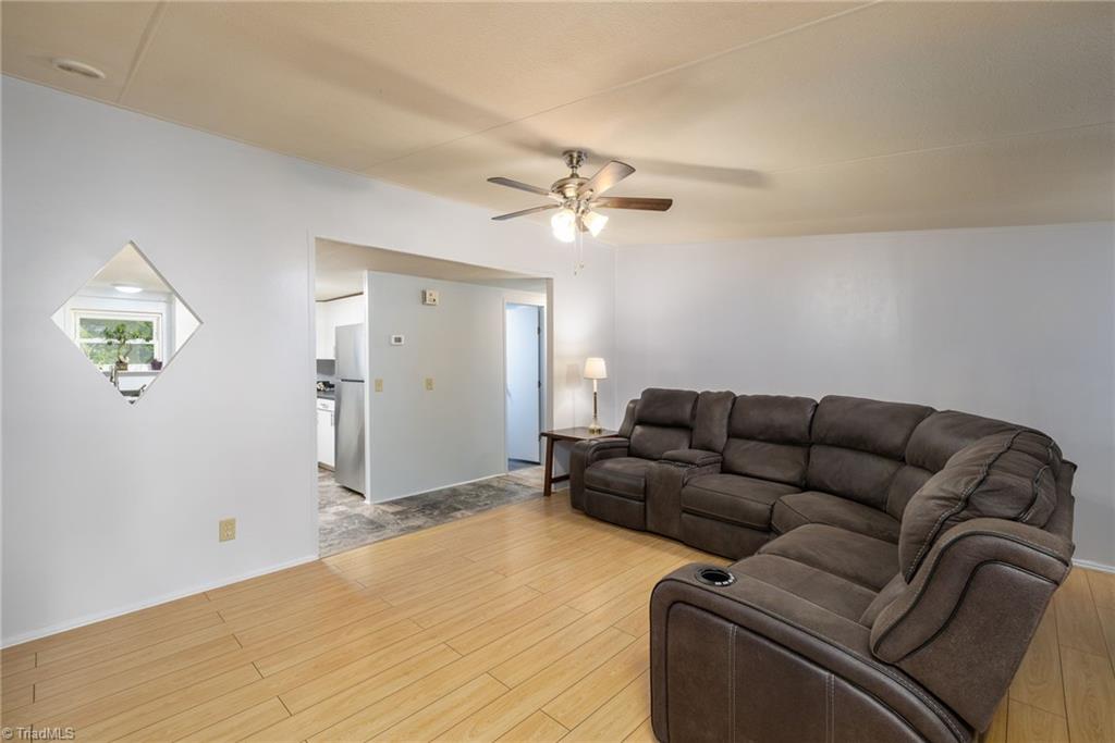 105 Chanda Lane Madison, NC 27025 - Photo 6 of 28