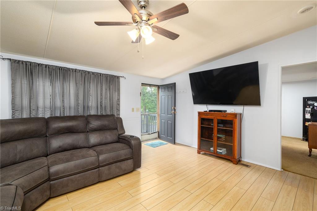 105 Chanda Lane Madison, NC 27025 - Photo 8 of 28