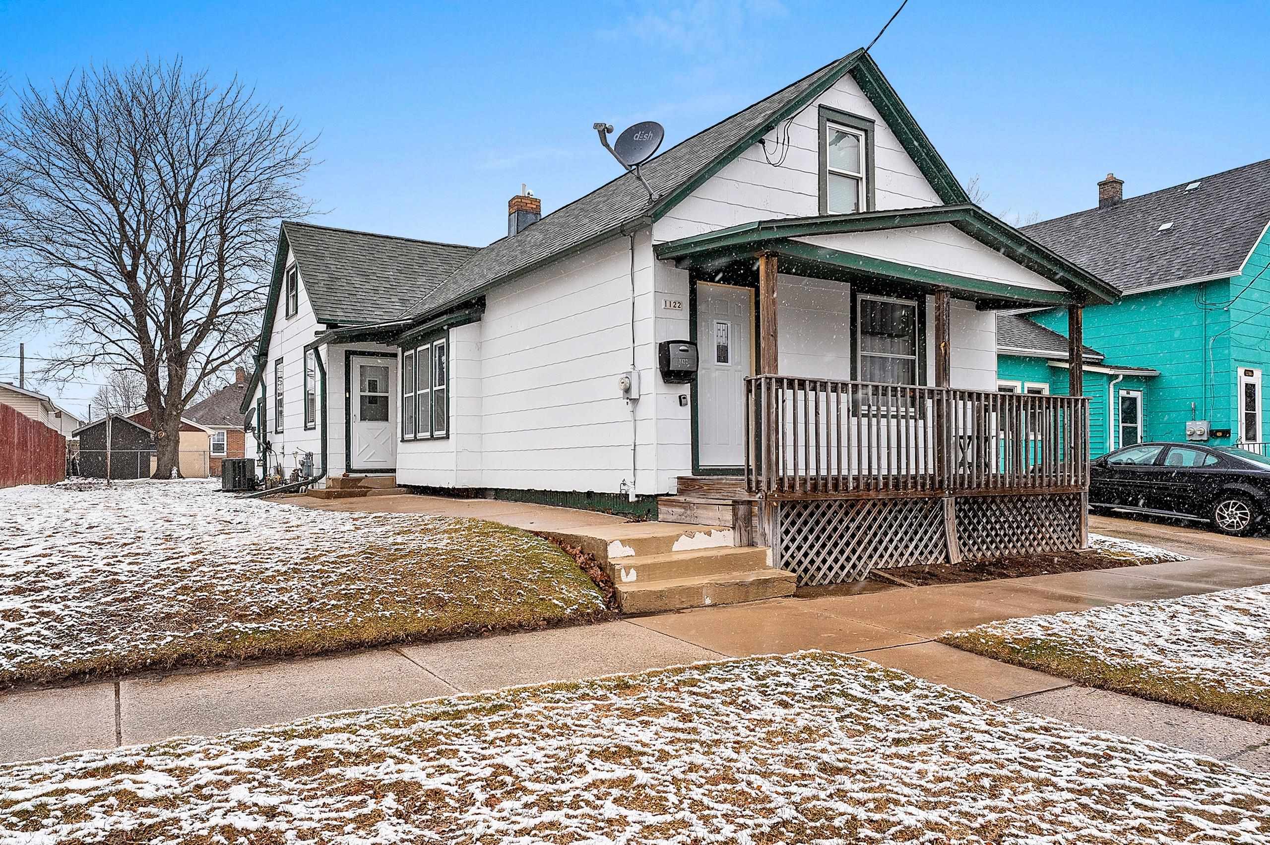 1122 South 22nd Street Manitowoc, WI 54220 - Photo 3 of 45