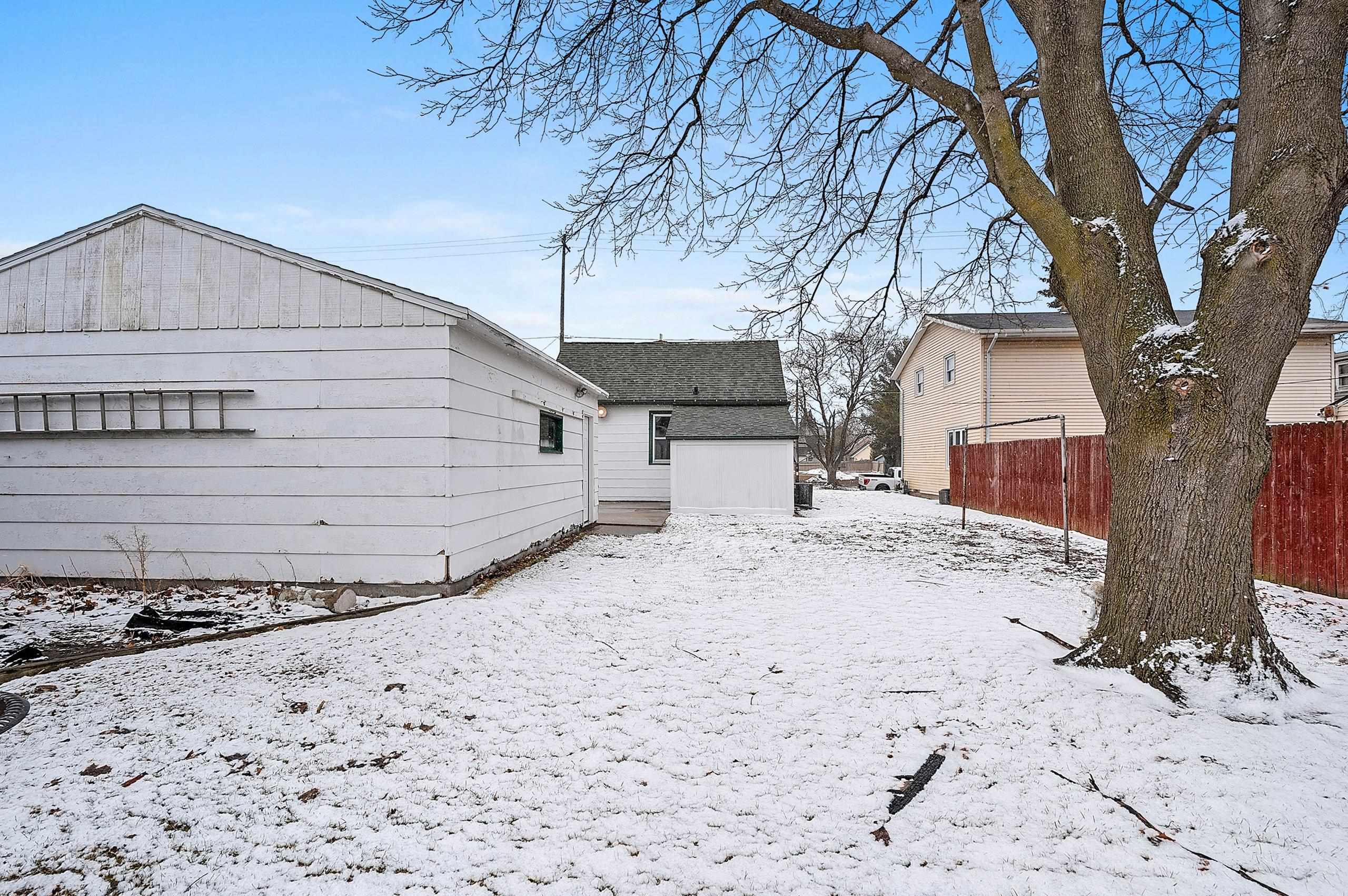 1122 South 22nd Street Manitowoc, WI 54220 - Photo 35 of 45
