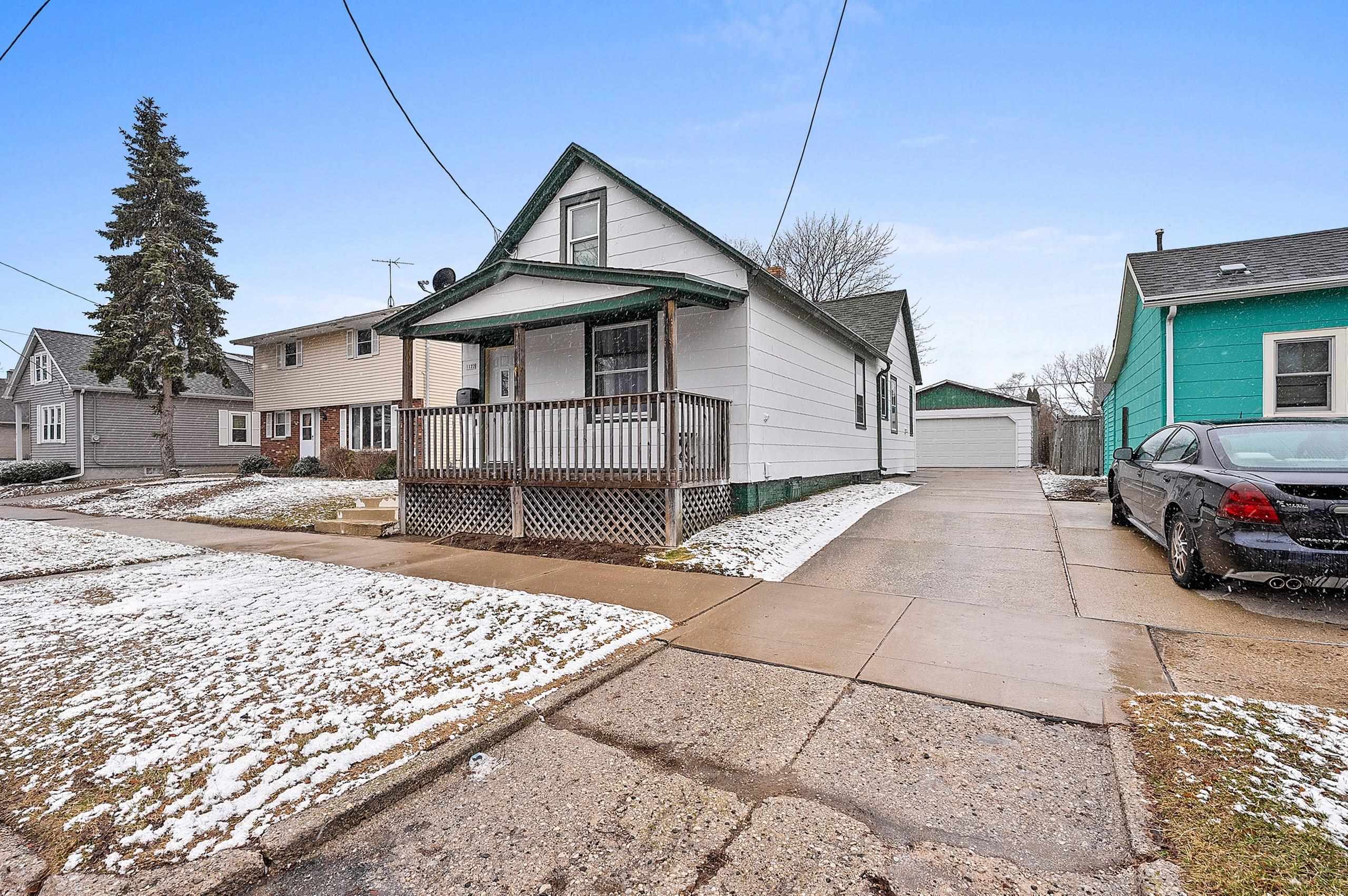 1122 South 22nd Street Manitowoc, WI 54220 - Photo 39 of 45