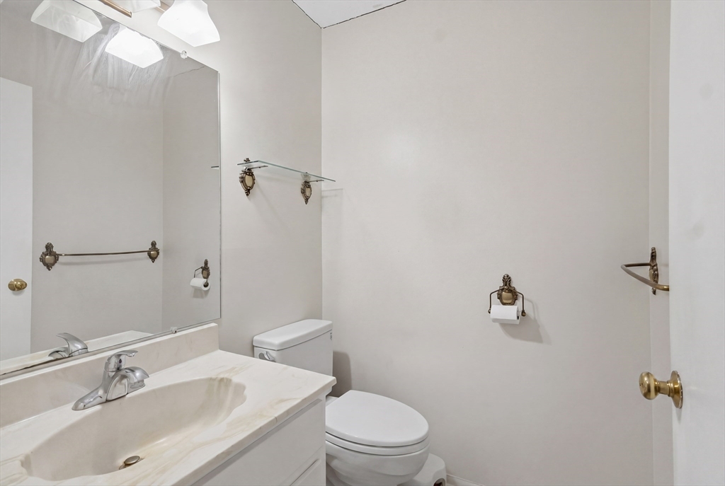181 Littleton Road, Unit 123 Chelmsford, MA 01824 - Photo 16 of 25