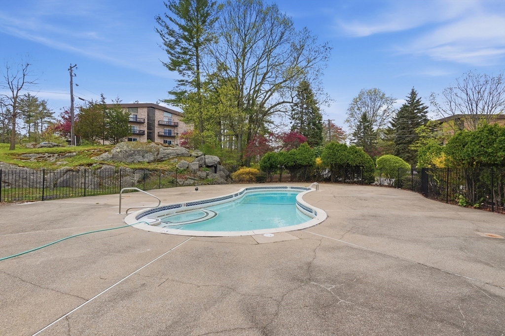 181 Littleton Road, Unit 123 Chelmsford, MA 01824 - Photo 21 of 25