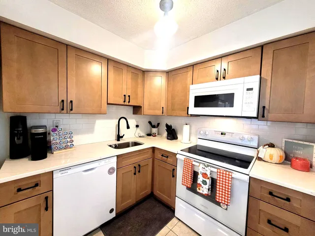 $189,000 | 715 Winding Way, Westville, NJ 08093