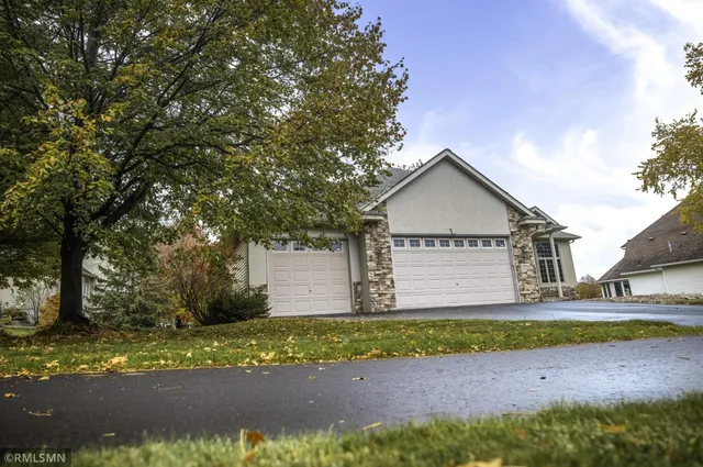 $565,000 | 15314 Wilds Parkway Northwest, Prior Lake, MN 55372