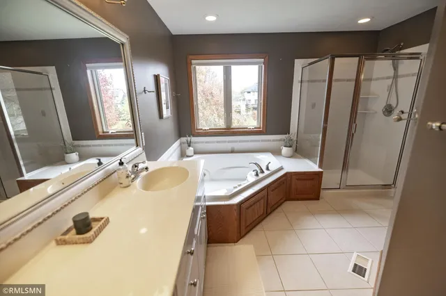 $565,000 | 15314 Wilds Parkway Northwest, Prior Lake, MN 55372