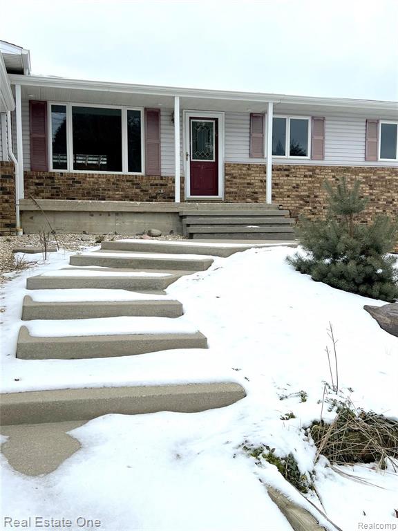 12463 Green Road Goodrich, MI 48438 - Photo 15 of 50