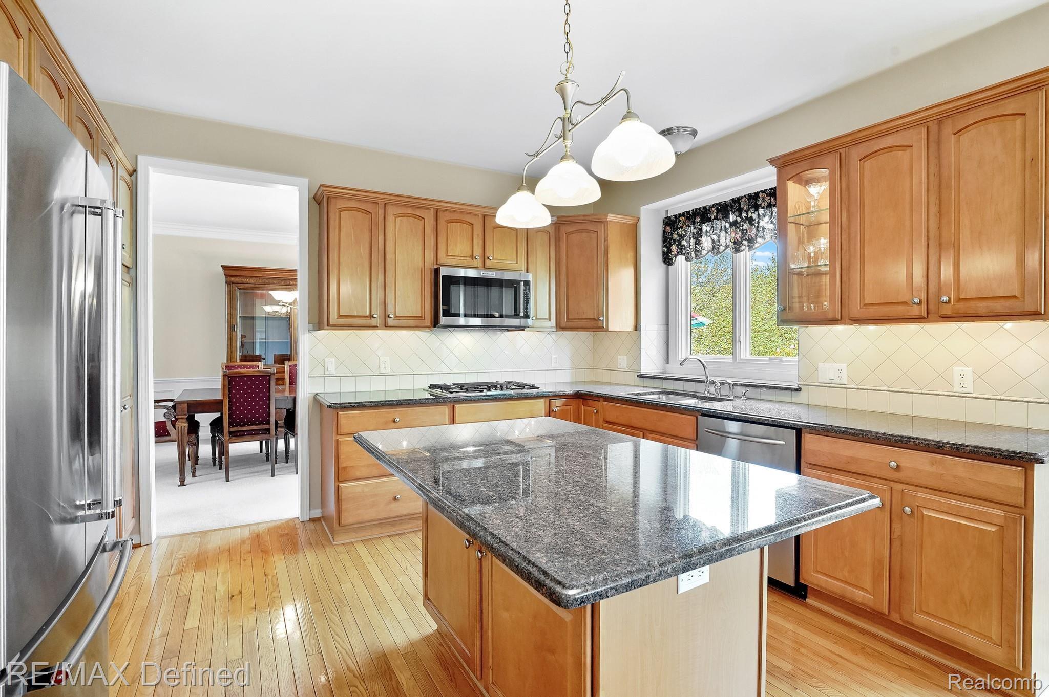 1179 Terra Lane Rochester, MI 48306 - Photo 6 of 40 6.jpg