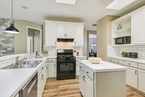 $535,000 | 16815 Mouse Trap Drive, Round Rock, TX 78681