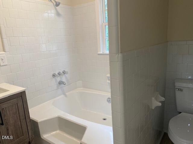 148 Baptist Church Road Henderson, NC 27537 - Photo 22 of 28 Promary Bath