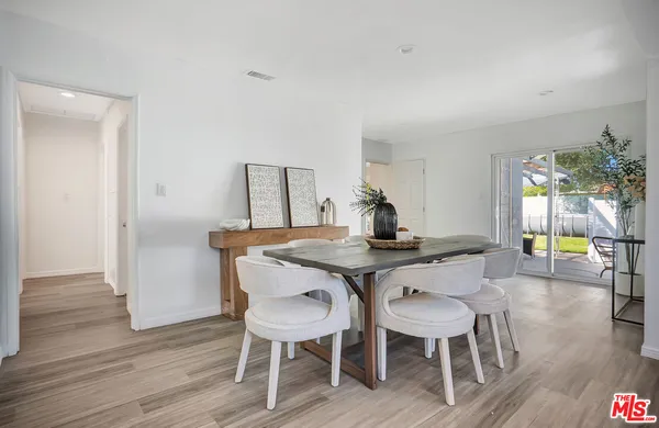 $1,150,000 | 17527 Haynes Street, Van Nuys, CA 91406