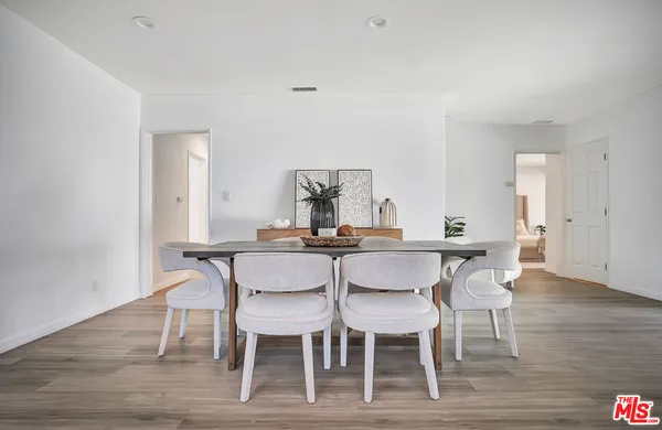 $1,150,000 | 17527 Haynes Street, Van Nuys, CA 91406