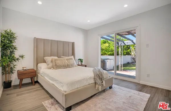 $1,150,000 | 17527 Haynes Street, Van Nuys, CA 91406
